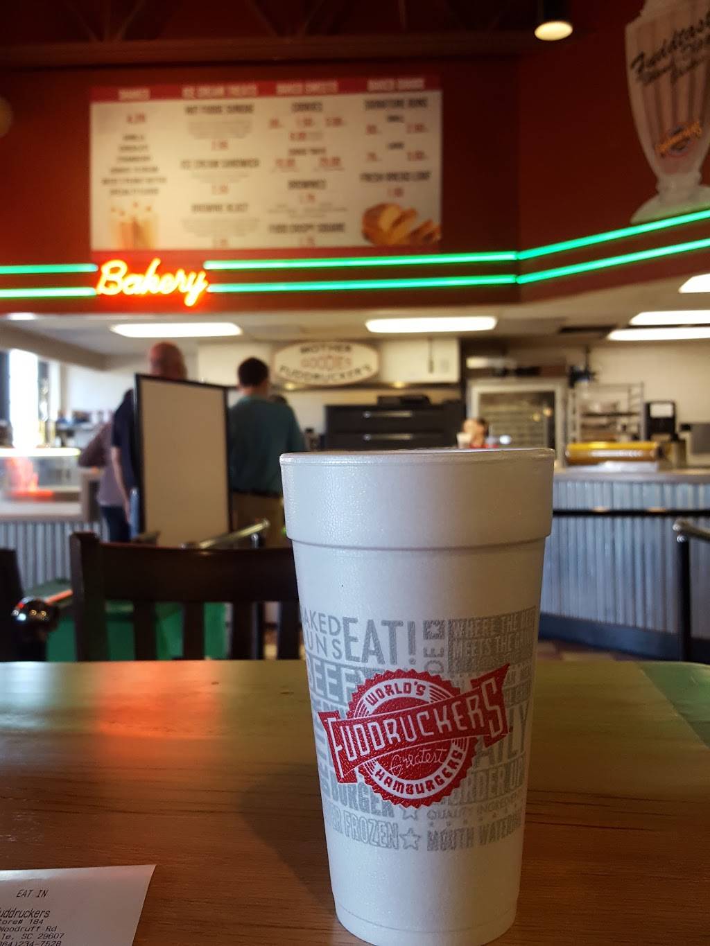 Fuddruckers | restaurant | 1147 Woodruff Rd, Greenville, SC 29607, USA | 8642347528 OR +1 864-234-7528