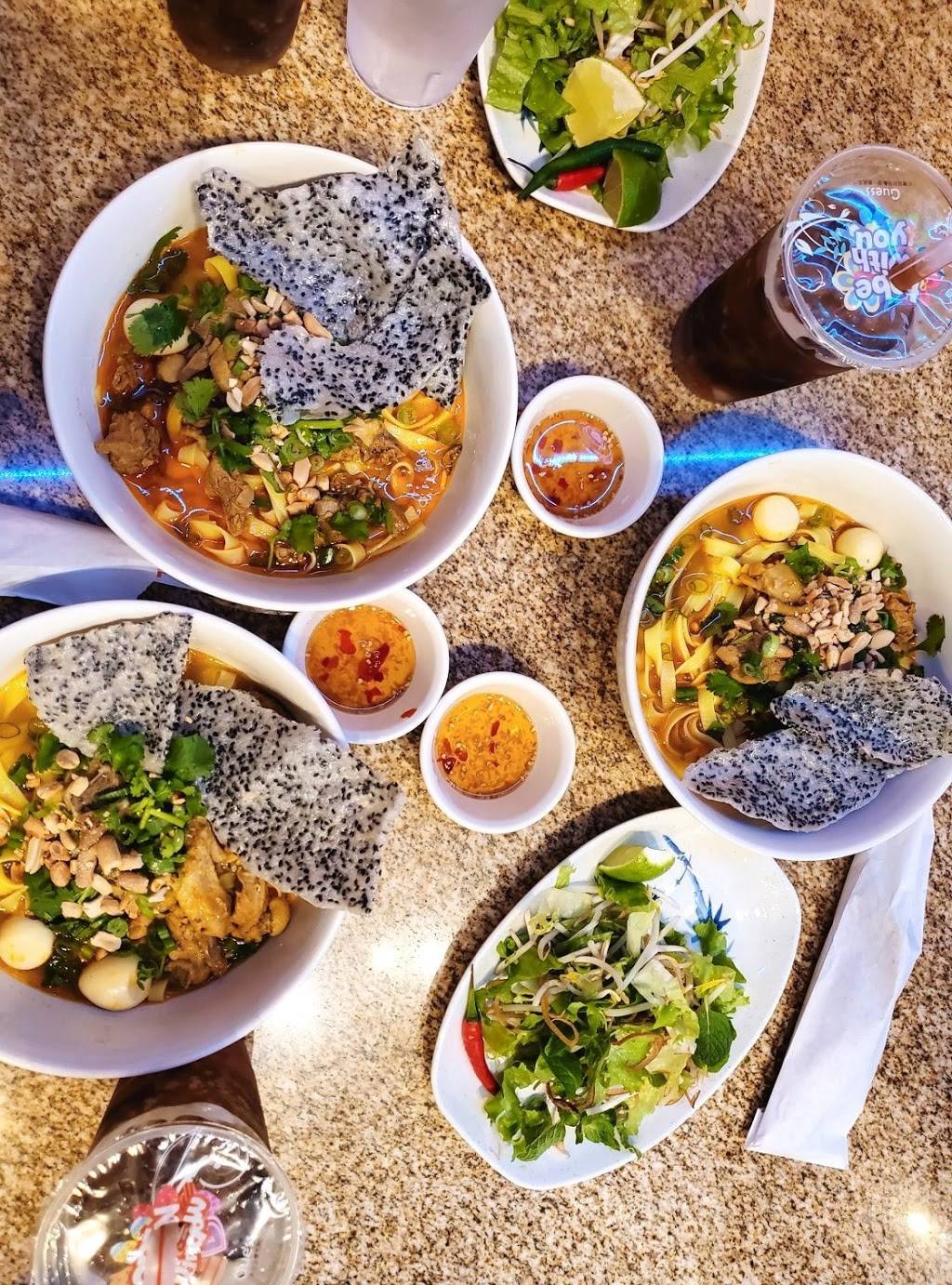 Shabang Crawfish & Mi Quang | restaurant | 13734 TX-249 #D, Houston, TX 77086, USA | 3465704063 OR +1 346-570-4063