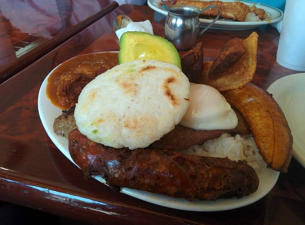 El Recuerdo | restaurant | 14605 34th Ave, Flushing, NY 11354, USA | 7183591370 OR +1 718-359-1370