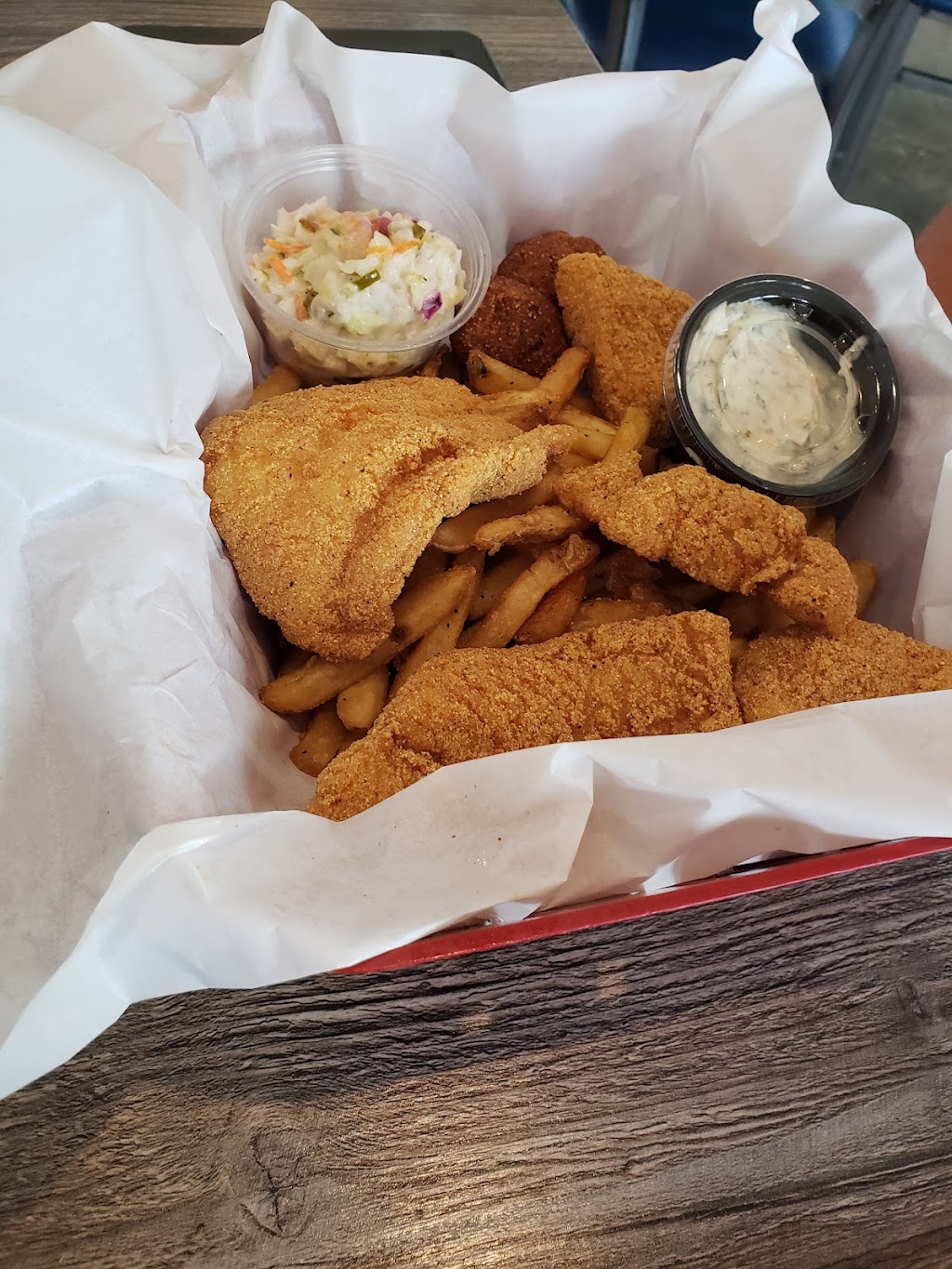 Shrimp Basket Evergreen | restaurant | 64 Liberty Park Pl, Evergreen, AL 36401, USA | 2512163223 OR +1 251-216-3223