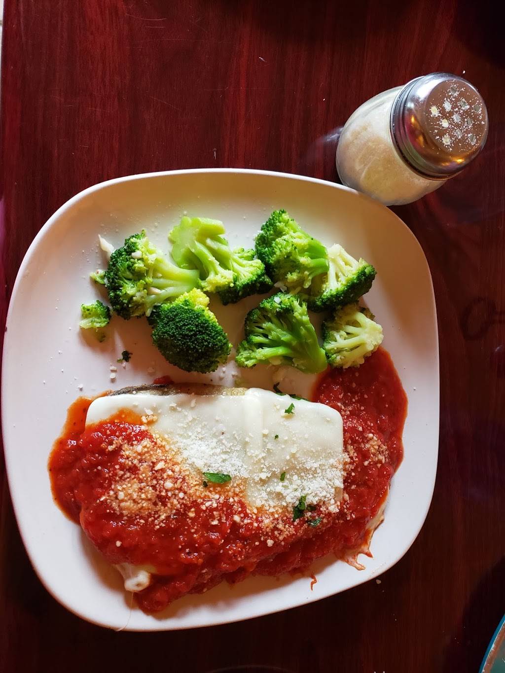 Tuscan Tavern Pasta & Grill | restaurant | 16483 Moneta Rd, Moneta, VA 24121, USA | 5402978900 OR +1 540-297-8900