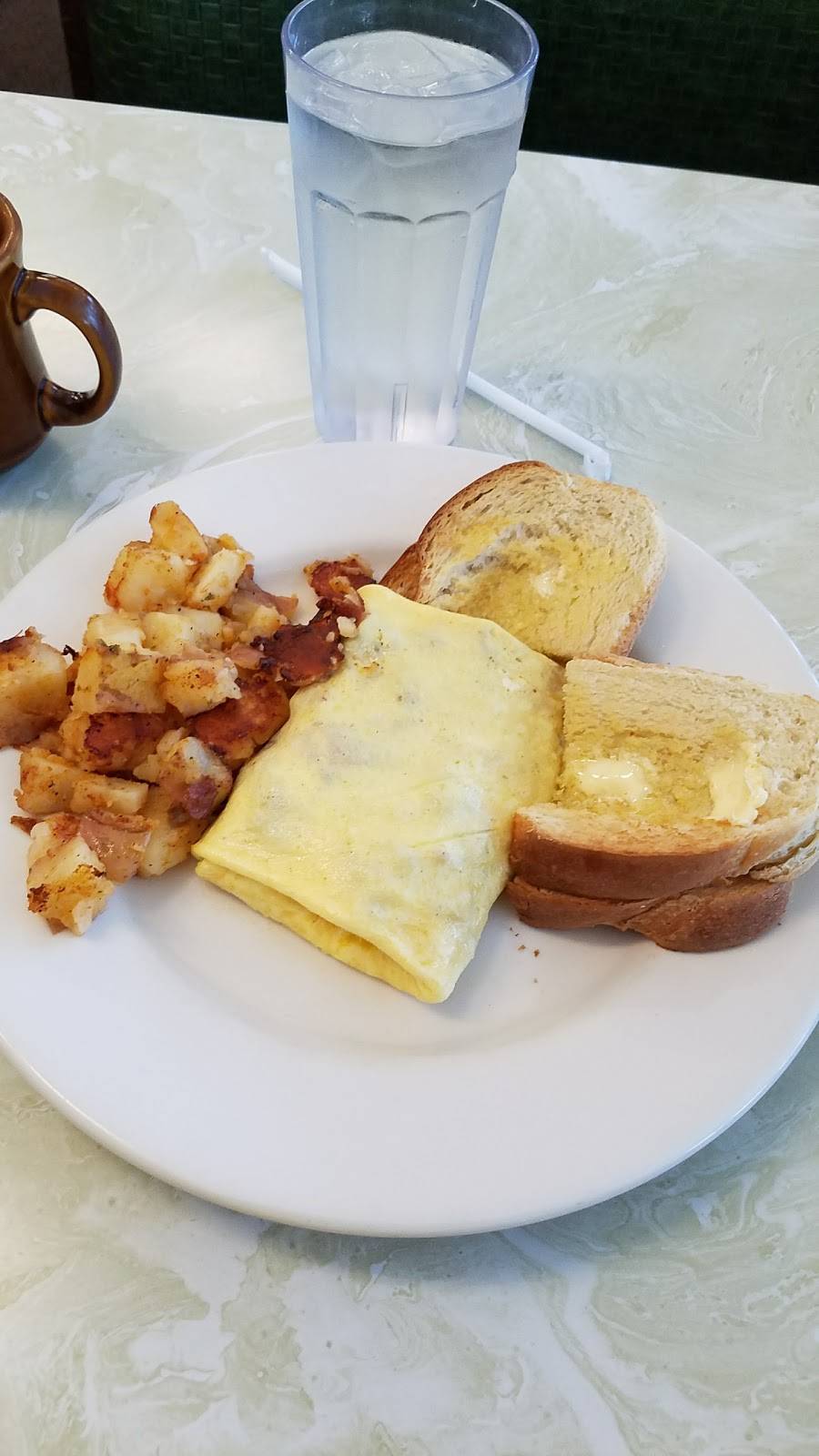 Michelettis Restaurant | restaurant | 1053 Newman Ave, Seekonk, MA 02771, USA | 5087616370 OR +1 508-761-6370