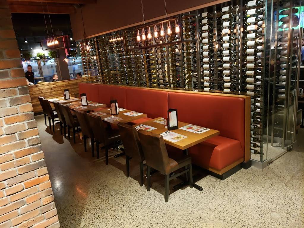 Barbies Resto Bar Grill | restaurant | 2959 Boulevard Laurier, Sainte-Foy, QC G1V 2M2, Canada | 5814913332 OR +1 581-491-3332