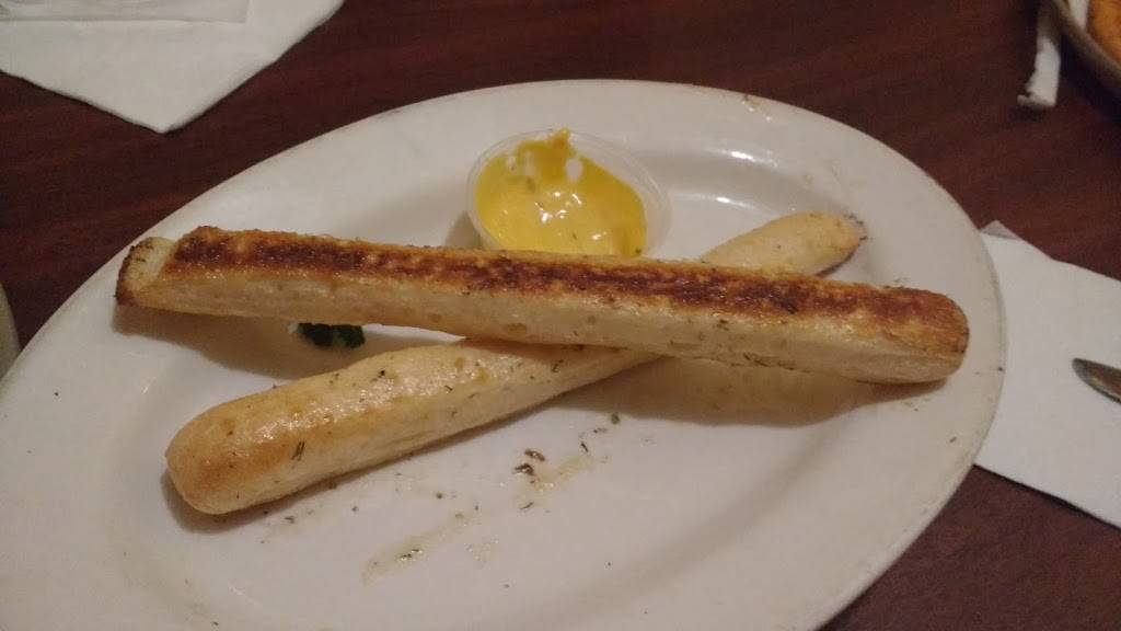 Pizza King | restaurant | 1911 S Tiger Dr, Yorktown, IN 47396, USA | 7657591030 OR +1 765-759-1030