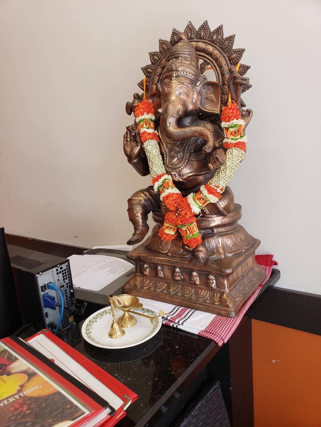 Kirtida Kitchen | meal takeaway | 265 Eramosa Rd, Guelph, ON N1E 2M7, Canada | 5197660055 OR +1 519-766-0055