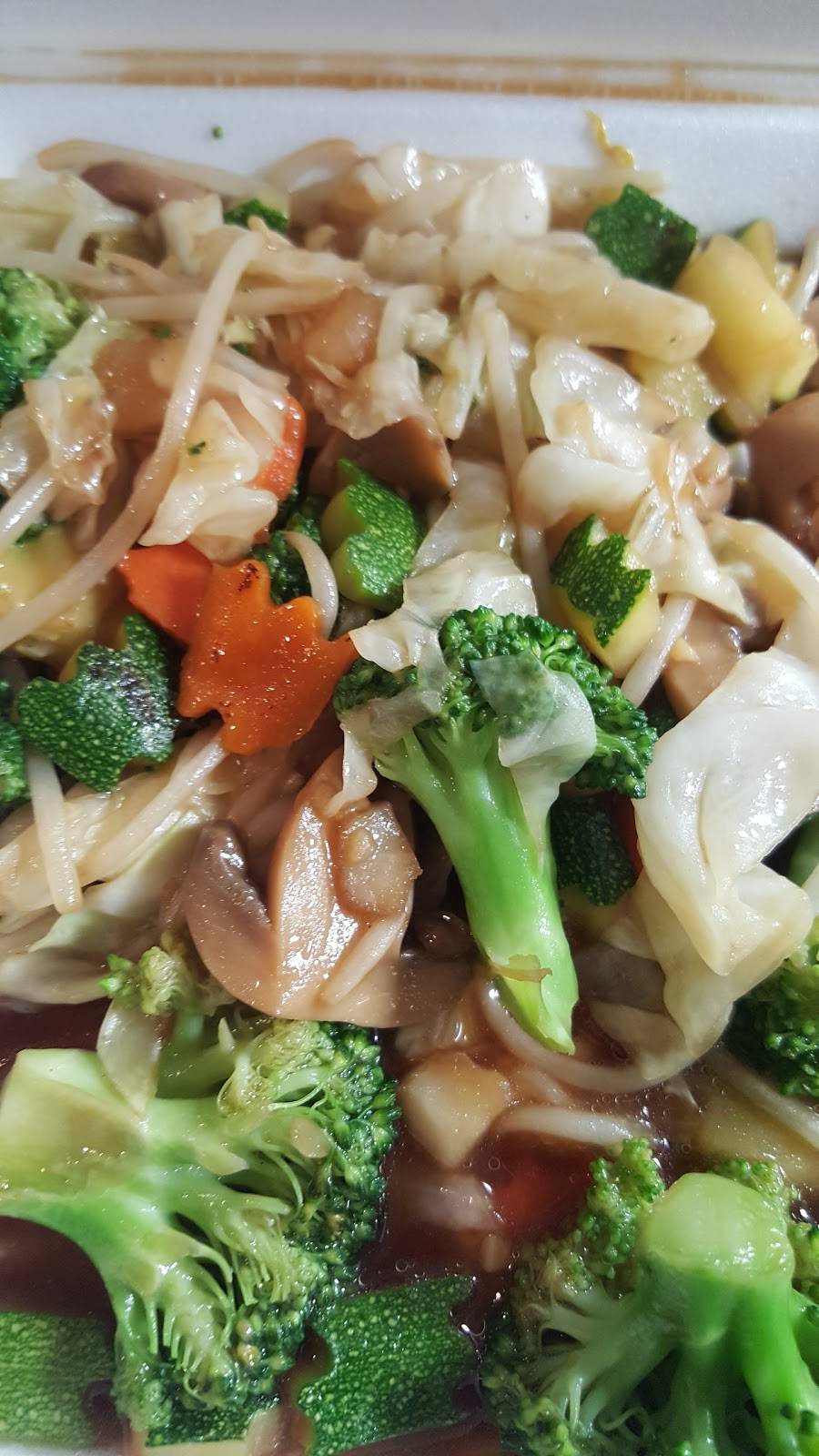 Gold Dragon | restaurant | 1/2, 34080 County Line Rd, Calimesa, CA 92320, USA | 9097953488 OR +1 909-795-3488