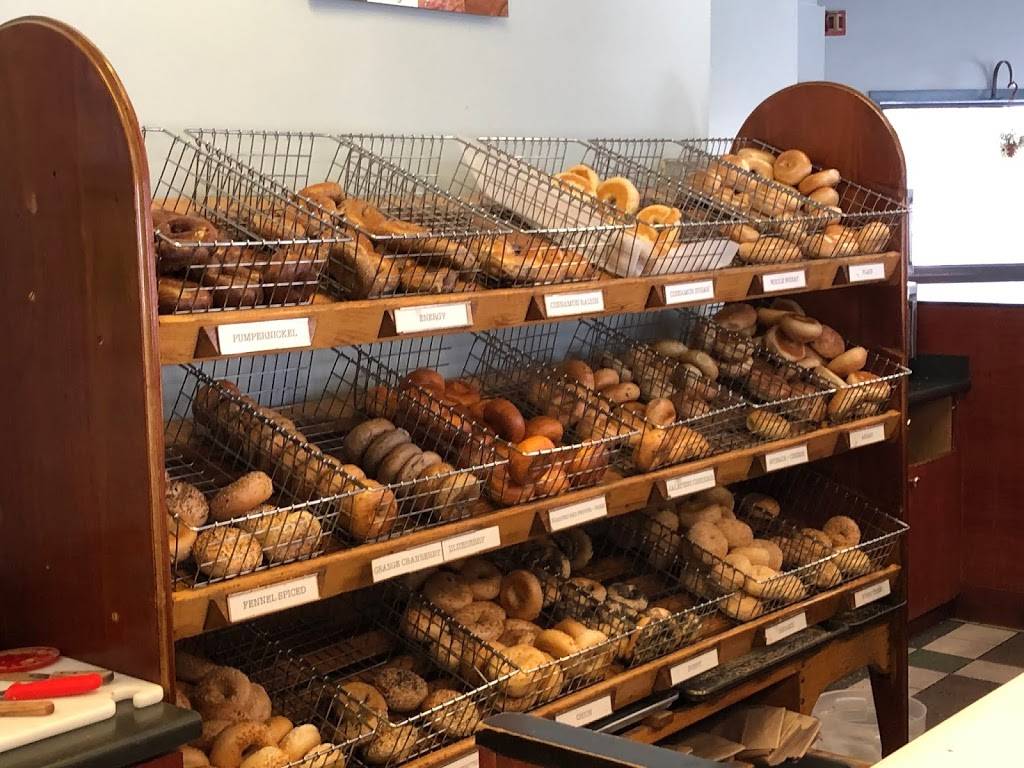 The Bagel | bakery | 394 Mountain Rd # 10, Stowe, VT 05672, USA | 8022539943 OR +1 802-253-9943