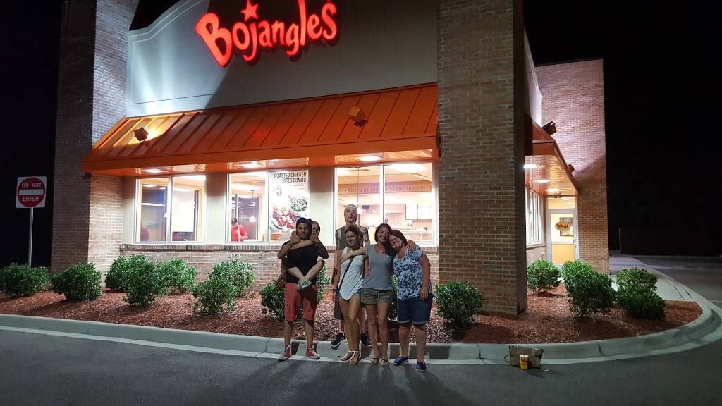 Bojangles Famous Chicken n Biscuits | restaurant | 11 Ocean Hwy E, Supply, NC 28462, USA | 9107555577 OR +1 910-755-5577