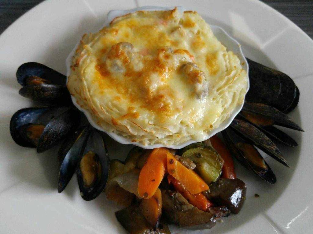 Le Salvatore | restaurant | 1376 Avenue Bourgogne, Chambly, QC J3L 1L3, Canada | 4504034473 OR +1 450-403-4473