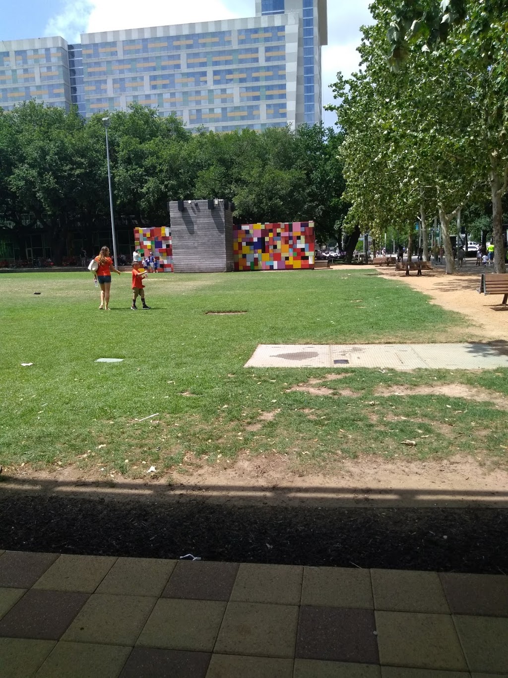 Lake House | restaurant | 1600 McKinney St, Houston, TX 77010, USA | 7133377320 OR +1 713-337-7320