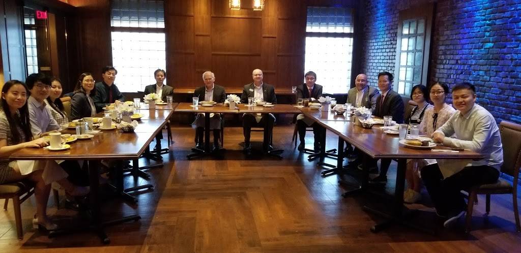 Copper Cellar West | restaurant | 7316 Kingston Pike, Knoxville, TN 37919, USA | 8656733422 OR +1 865-673-3422