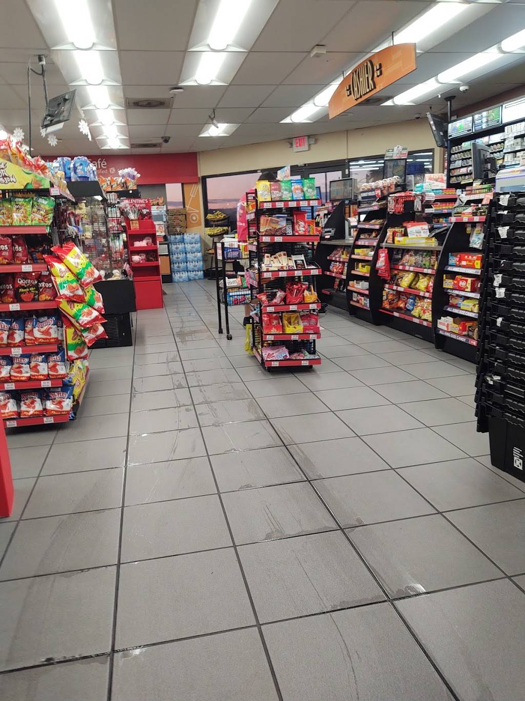 Circle K | meal takeaway | 2041 W Van Buren St, Phoenix, AZ 85009, USA | 6022522315 OR +1 602-252-2315