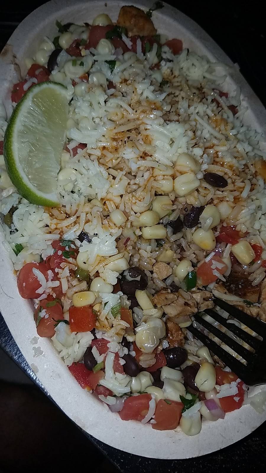 Chipotle Mexican Grill | restaurant | 11452 Euclid Ave, Cleveland, OH 44106, USA | 2164722297 OR +1 216-472-2297