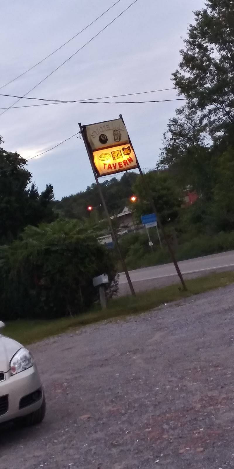 State Line Tavern | restaurant | 51962 E Taggart St, East Palestine, OH 44413, USA | 3304266878 OR +1 330-426-6878