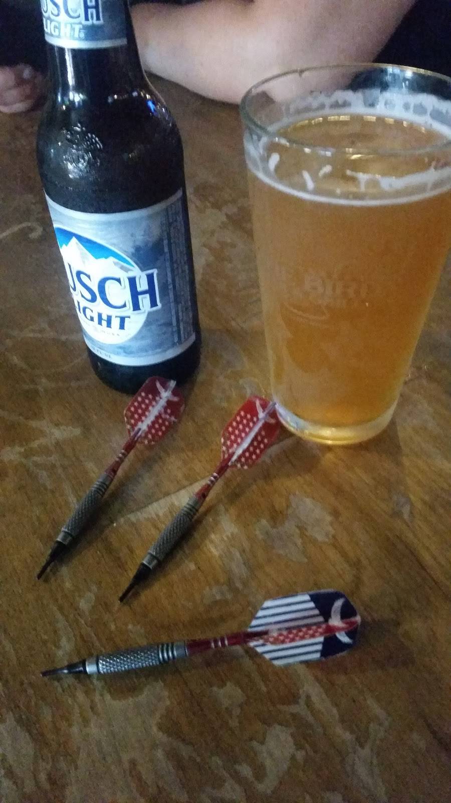 Bird Bar & Grill | restaurant | 223 S Main St, Mt Pleasant, MI 48858, USA | 9897722493 OR +1 989-772-2493