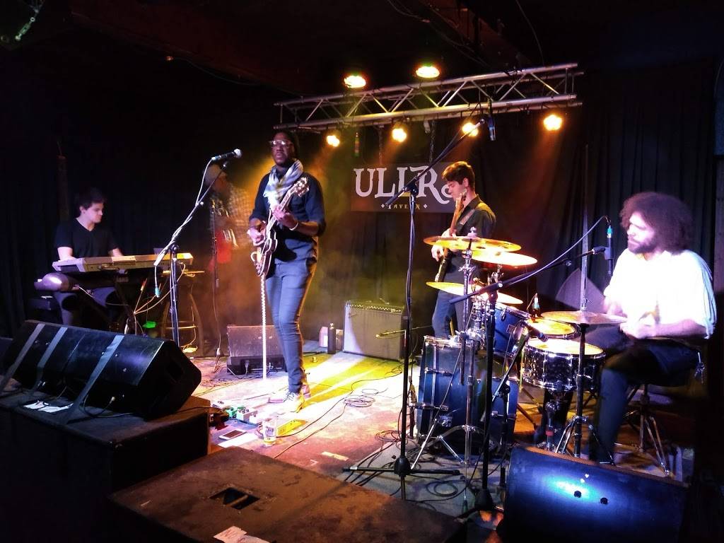 Ullrs Tavern | restaurant | 78415 US-40, Winter Park, CO 80482, USA | 9707263026 OR +1 970-726-3026