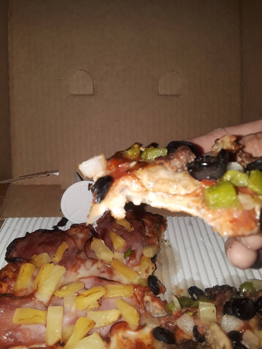 Toppers Pizza Place | restaurant | 1076 E Front St, Ventura, CA 93001, USA | 8053854444 OR +1 805-385-4444