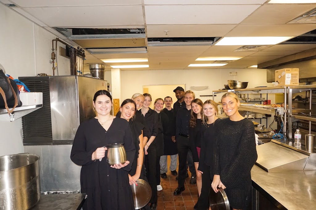 Hamiltons on Main | restaurant | 102 E Main St, Newark, DE 19711, USA | 3023588533 OR +1 302-358-8533