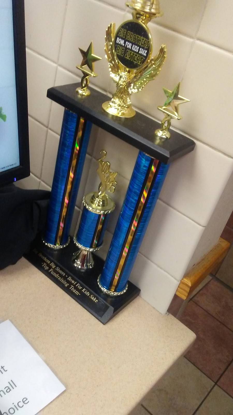 Wendys | restaurant | 2027 Maysville Ave, Zanesville, OH 43701, USA | 7404530000 OR +1 740-453-0000