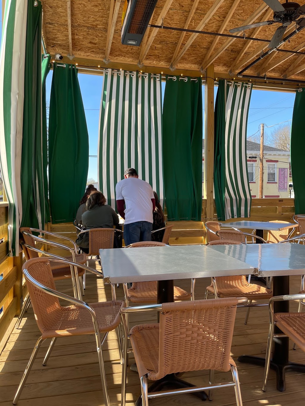 Pig Candy BBQ | restaurant | 5901 Kellogg Ave, Cincinnati, OH 45230, USA | 5132310378 OR +1 513-231-0378