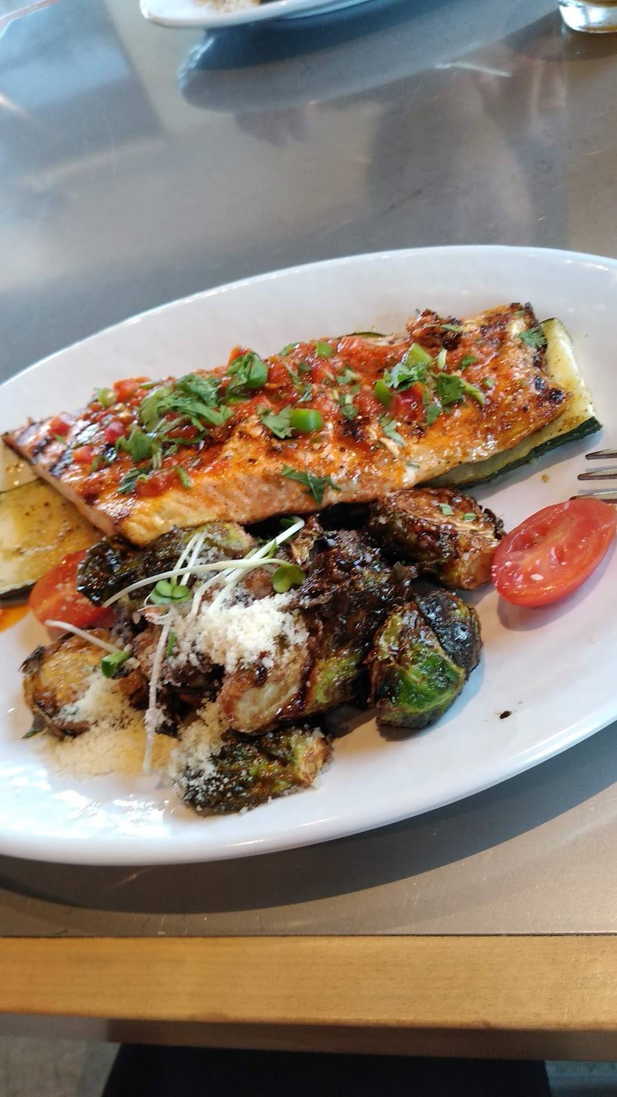 California Fish Grill | restaurant | 3988 Barranca Pkwy, Irvine, CA 92606, USA | 9496543838 OR +1 949-654-3838