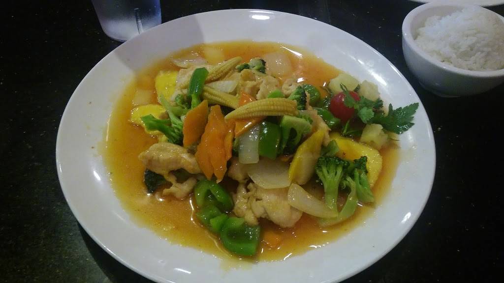 Fuji Mountain Steak House | restaurant | 4237 Branch Ave, Temple Hills, MD 20748, USA | 3018998666 OR +1 301-899-8666