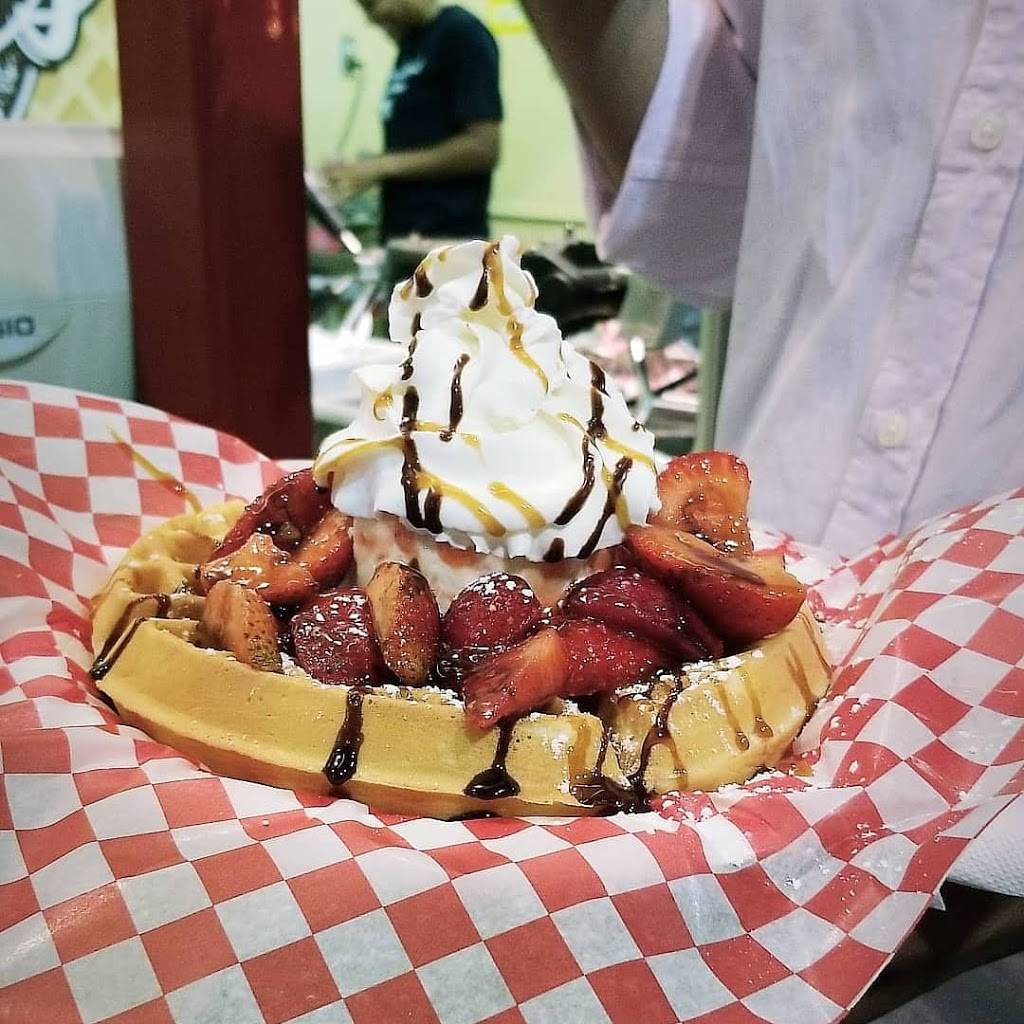 Canadian National Exhibition Food Building | restaurant | 10 Nova Scotia Ave, Toronto, ON M6K 3C3, Canada | 4162633330 OR +1 416-263-3330