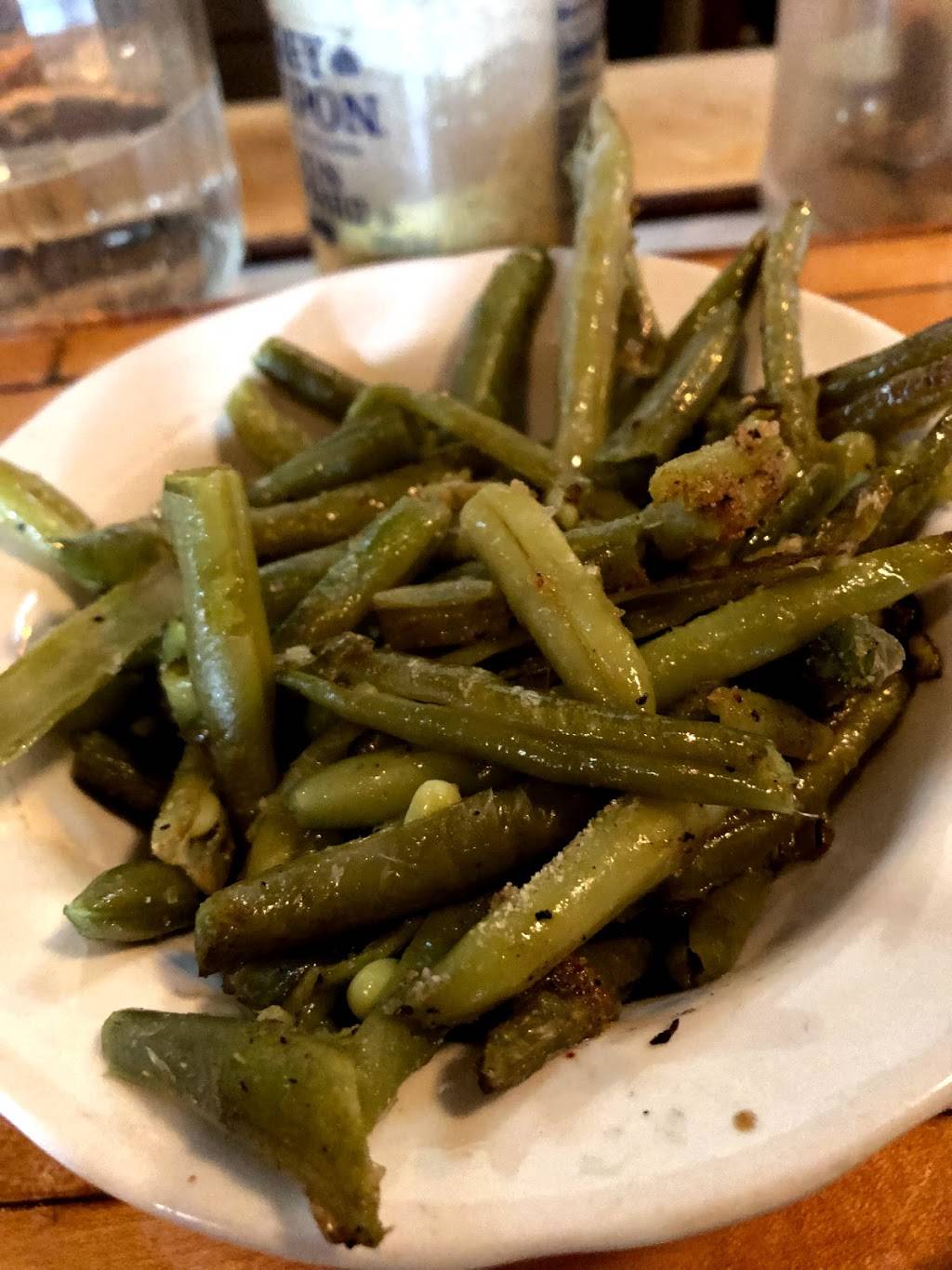 Burnams Pub House | restaurant | 366 Pleasant St, Ashland, MA 01721, USA | 5088811742 OR +1 508-881-1742