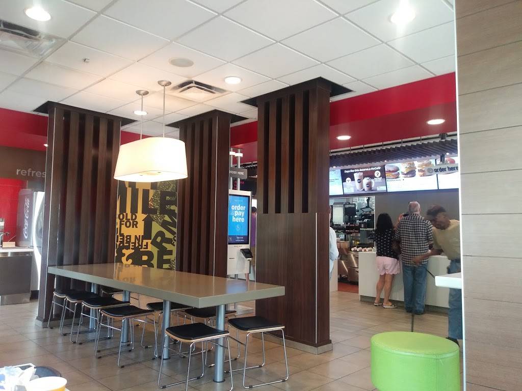McDonalds | cafe | 1400 Royal Palm Beach Blvd, Royal Palm Beach, FL 33411, USA | 5613338866 OR +1 561-333-8866