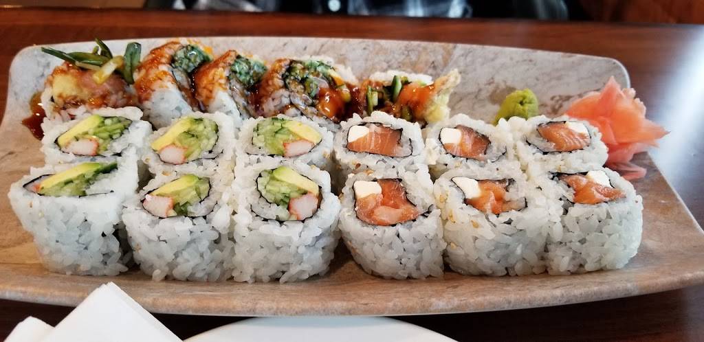 Umami Sushi | restaurant | 4626 N Cumberland Ave, Chicago, IL 60656, USA | 7735899928 OR +1 773-589-9928