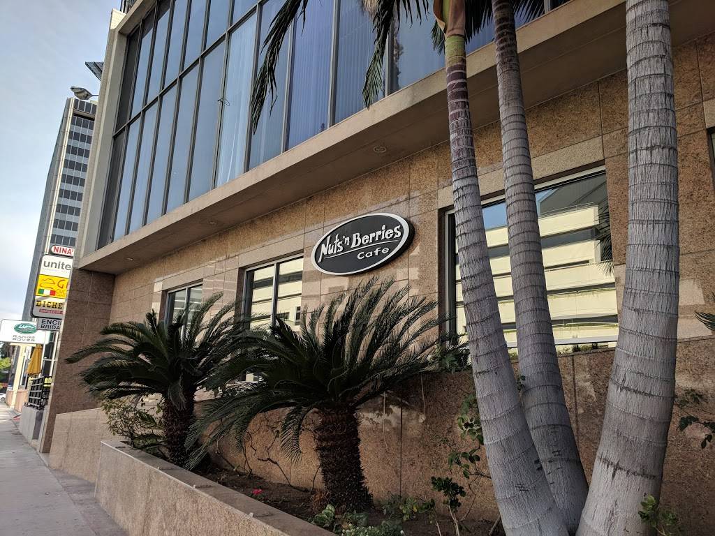 Nuts n Berries Cafe | cafe | 15840 Ventura Blvd, Encino, CA 91436, USA | 8185016808 OR +1 818-501-6808