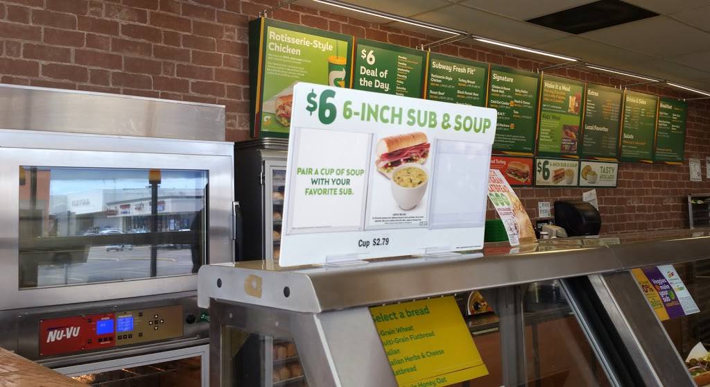 Subway Restaurants | restaurant | 10904 Scarsdale Blvd Suite 180 Scarsdale Village SC, Houston, TX 77089, USA | 2814847223 OR +1 281-484-7223