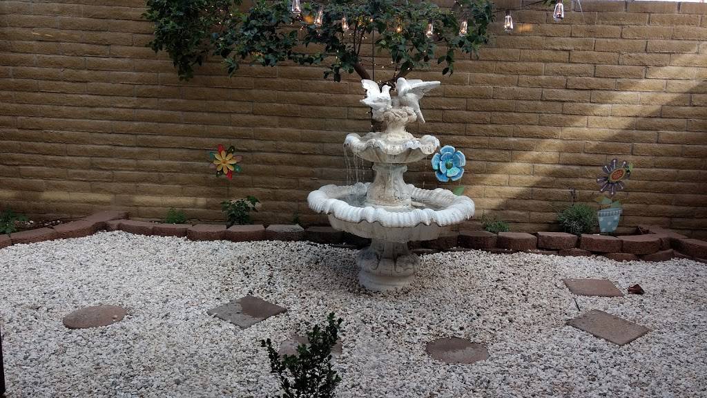 Mama Louisas Italian Restaurant & Catering | restaurant | 2041 S Craycroft Rd, Tucson, AZ 85711, USA | 5207904702 OR +1 520-790-4702