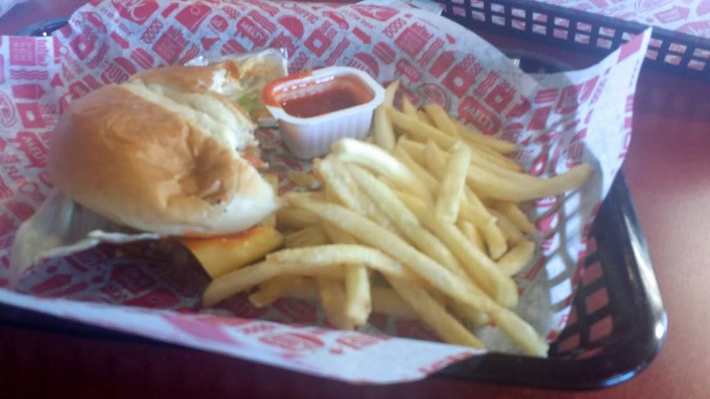 Jack in the Box | restaurant | 1301 N Hampton Rd, Dallas, TX 75208, USA | 2149411484 OR +1 214-941-1484