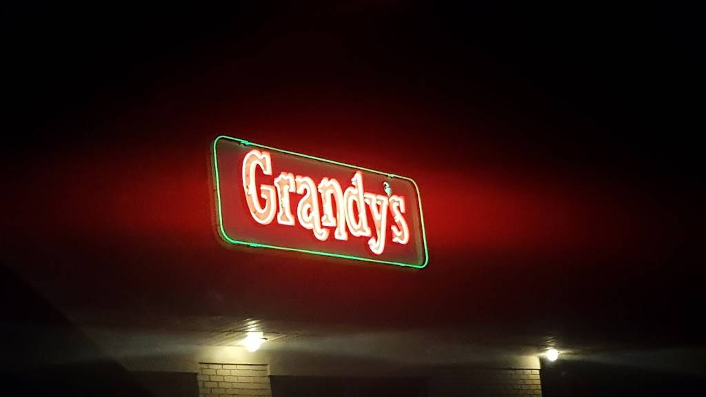Grandys Restaurant & Catering | restaurant | 10752 IN-64, Oakland City, IN 47660, USA | 8127493983 OR +1 812-749-3983
