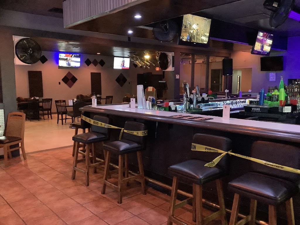 The Phoenix Bar & Grill | restaurant | 1301 S Loop Rd, Pahrump, NV 89048, USA | 7754106157 OR +1 775-410-6157