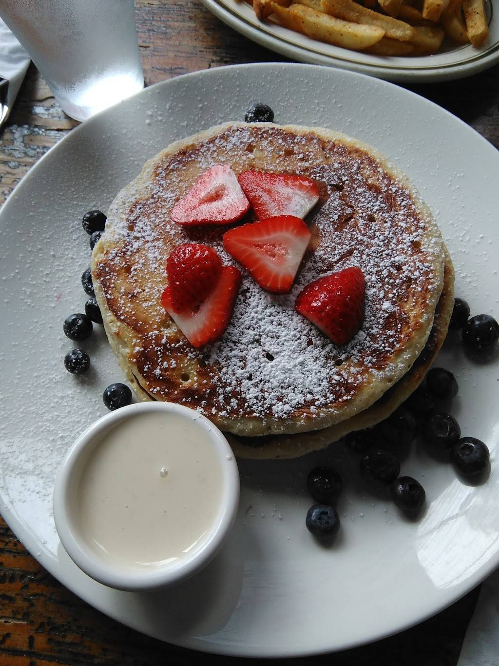 Skinnys Cantina | restaurant | 4705 Center Blvd, Long Island City, NY 11109, USA | 7187298300 OR +1 718-729-8300