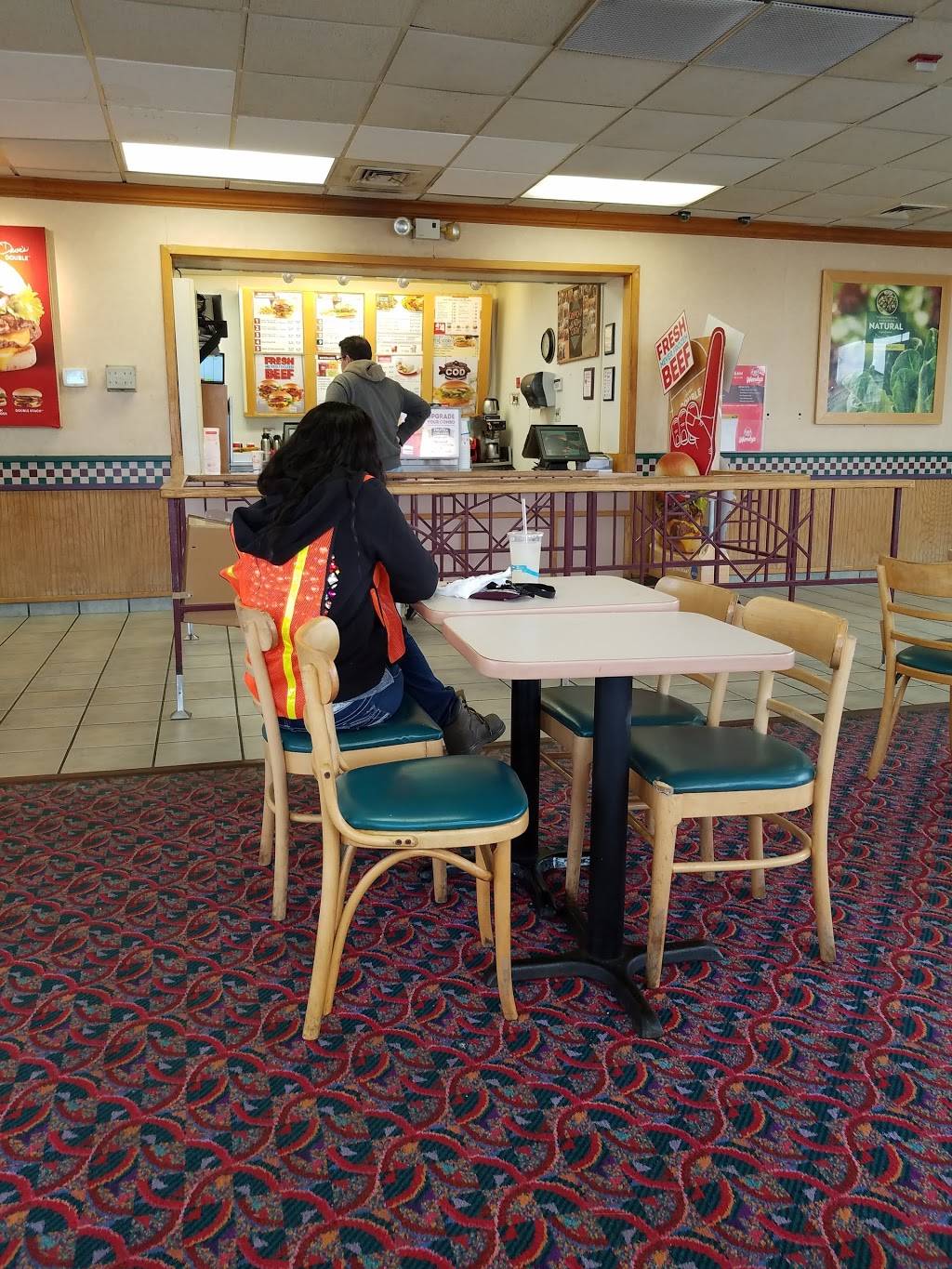 Wendys | restaurant | 558 Griswold Rd, Elyria, OH 44035, USA | 4403288015 OR +1 440-328-8015