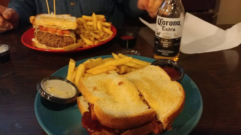 Smokin Jacks Bar & Grill | restaurant | 15468 Veterans Memorial Hwy, Reedsville, WV 26547, USA | 3048645868 OR +1 304-864-5868