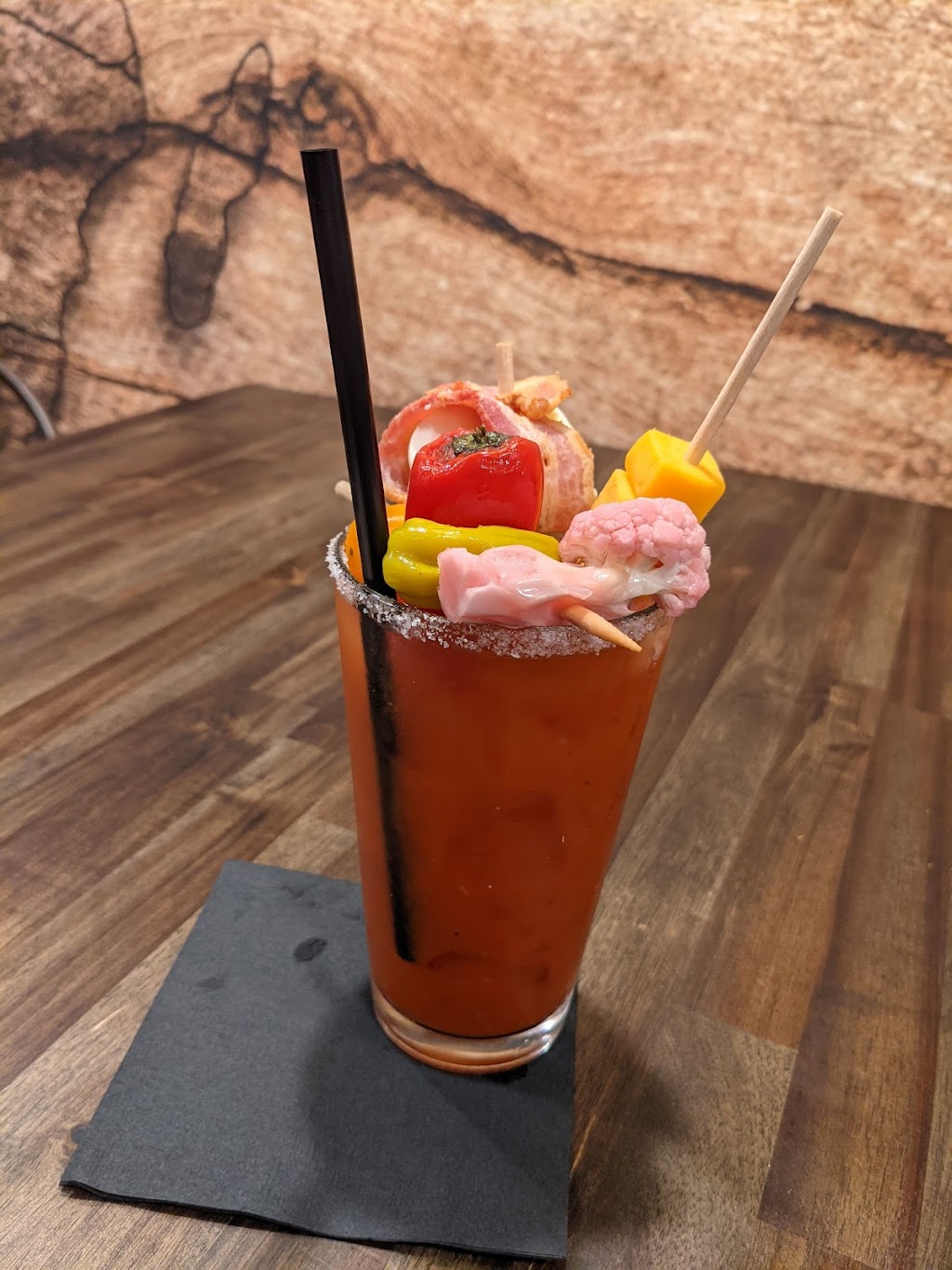 Crabbys Bar & Grill | restaurant | 380 N Main St, Prineville, OR 97754, USA | 5415542998 OR +1 541-554-2998