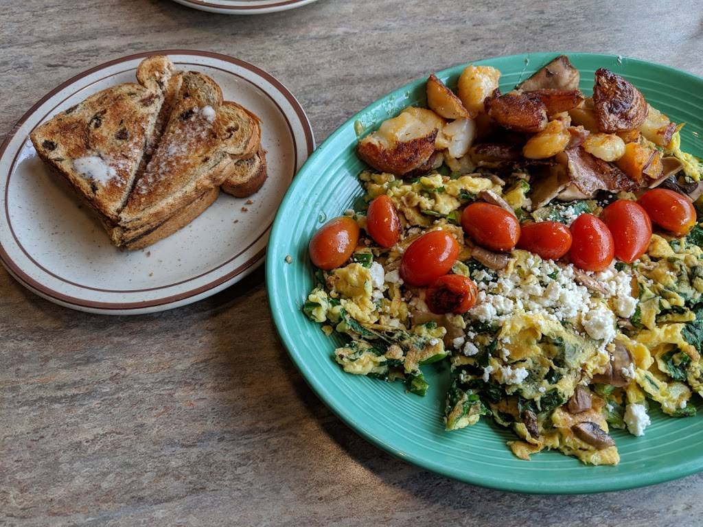 Jimmys Broad Street Diner | restaurant | 122 Broad St, Weymouth, MA 02188, USA | 7813376620 OR +1 781-337-6620