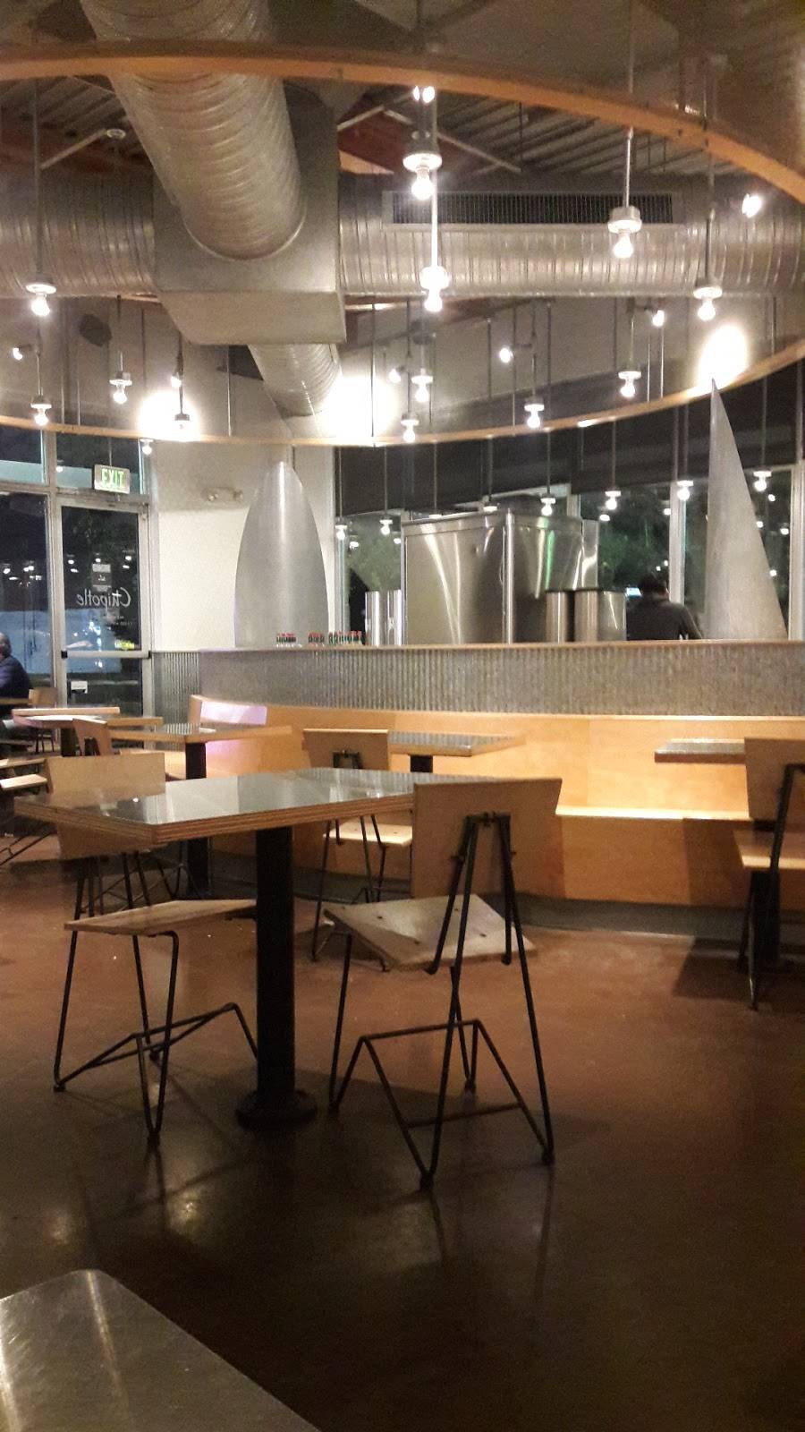 Chipotle Mexican Grill | restaurant | 722 W Main St, Lewisville, TX 75067, USA | 4695494964 OR +1 469-549-4964