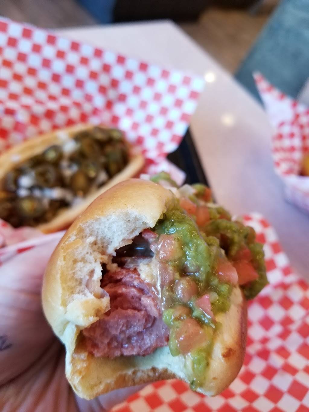 Mugsy Dogs | restaurant | 3160 E Queen Creek Rd #101, Gilbert, AZ 85297, USA | 4807196088 OR +1 480-719-6088