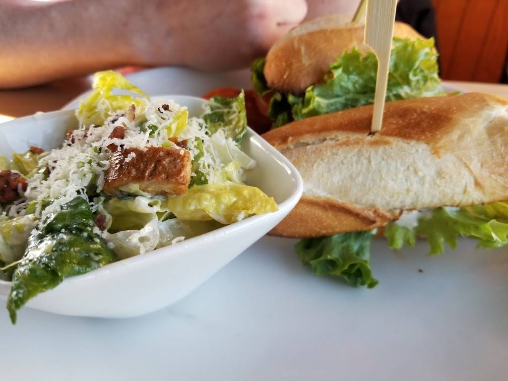 Boston Pizza | restaurant | 1108B Pembroke St E, Pembroke, ON K8A 8P7, Canada | 6137358778 OR +1 613-735-8778