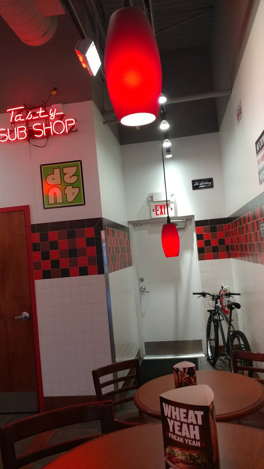 Jimmy Johns | meal delivery | 3976 Northlake Blvd, Palm Beach Gardens, FL 33403, USA | 5616274101 OR +1 561-627-4101