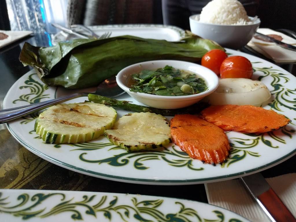 Neisha Thai Restaurant | meal delivery | 8027 Leesburg Pike #110, Vienna, VA 22182, USA | 7038833588 OR +1 703-883-3588