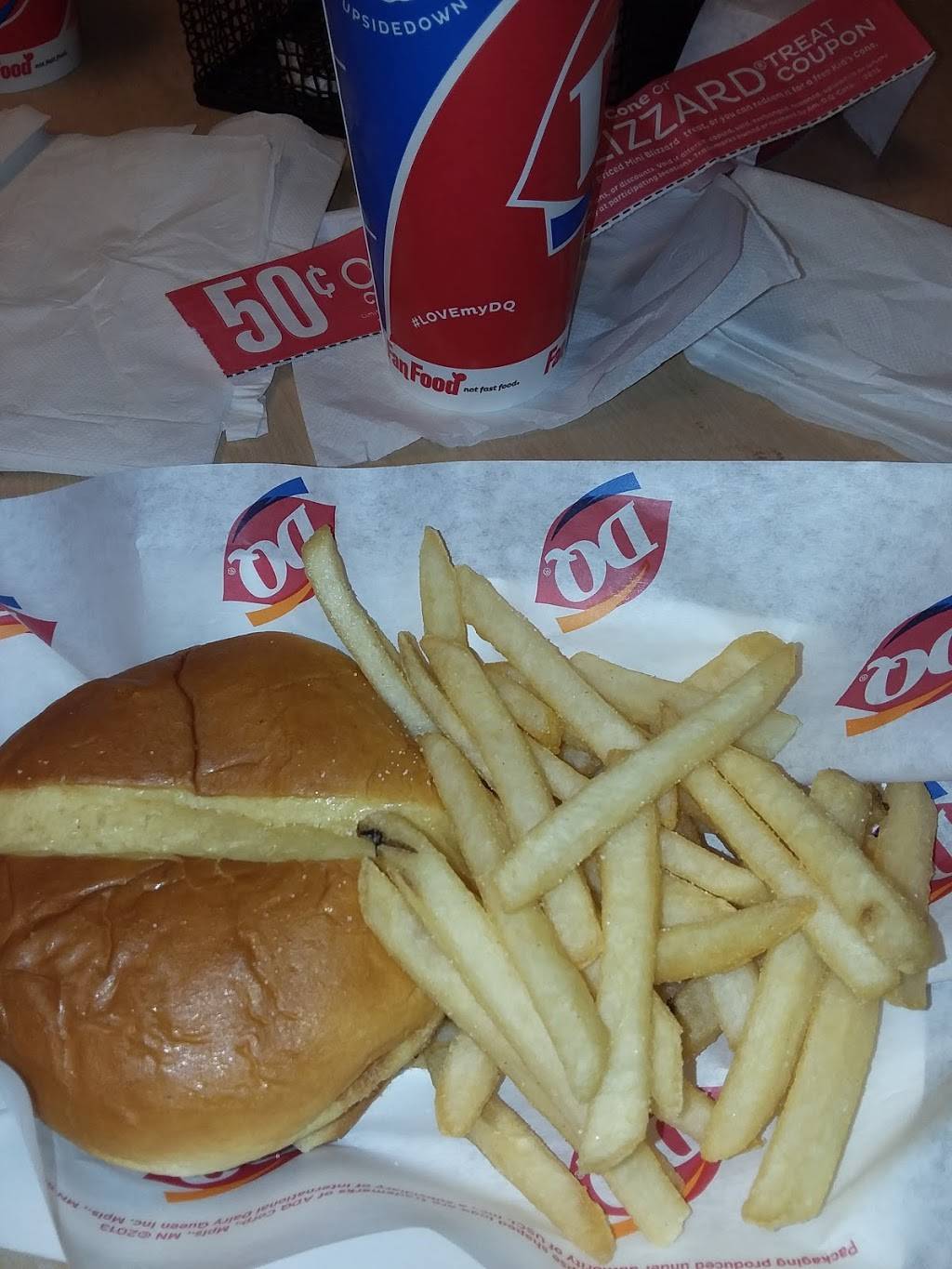 Dairy Queen Grill & Chill | restaurant | 15 Industrial Park Rd, Dawson Springs, KY 42408, USA | 2707972685 OR +1 270-797-2685