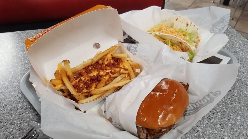 Hardees | restaurant | 14101 Statesville Rd, Huntersville, NC 28078, USA | 7048750290 OR +1 704-875-0290