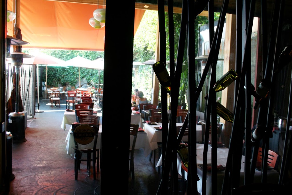 Tamarind Tree | restaurant | 1036 S Jackson St, Seattle, WA 98104, USA | 2068601404 OR +1 206-860-1404