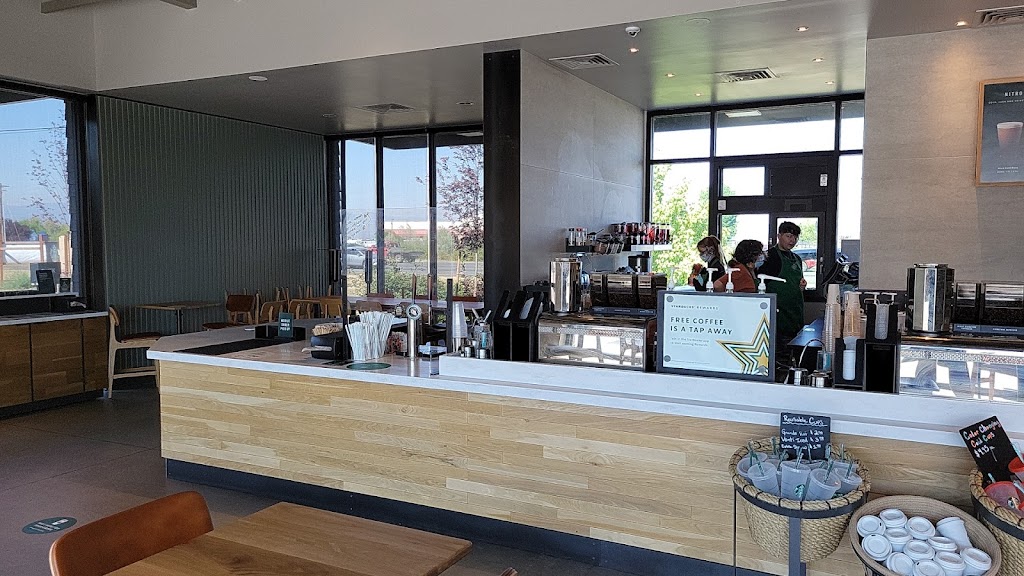 Starbucks | cafe | 7340 Crater Lake Highway, OR-62, White City, OR 97503, USA | 5416303780 OR +1 541-630-3780